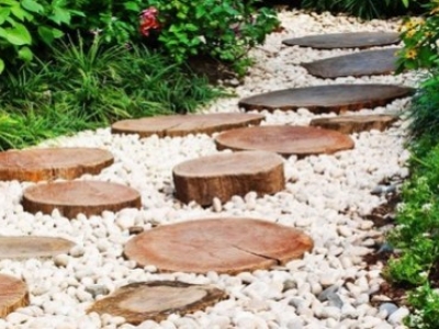10 IDEAS CREATIVAS PARA DECORAR TU JARDÍN CON PIEDRA NATURAL Y PIEDRA DE COLOR