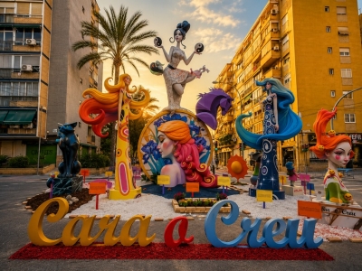 Decoración de la Hoguera Princesa Mercedes 2026